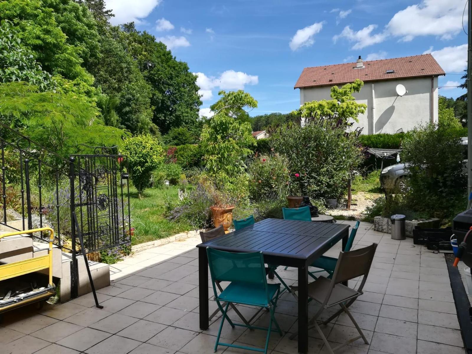 Apiculteur Loue 2 Chambres Dans Cadre Verdoyant Pagny-sur-Meuse Luaran gambar